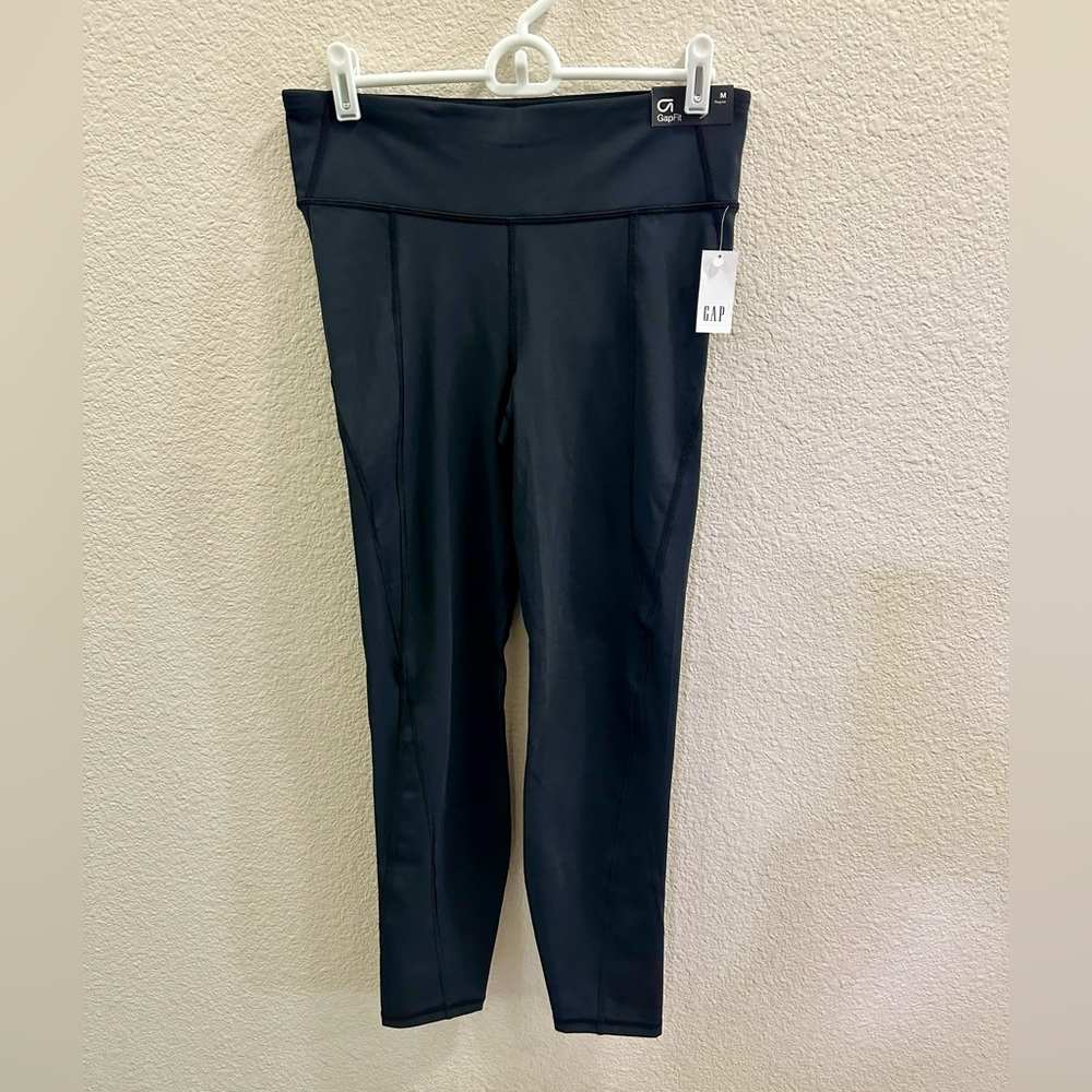 GapFit Sculpt Compression Leggings Size M